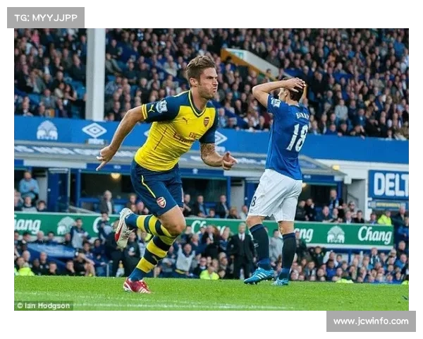 贝尔加鲁伊凭借地面技术显著进步用肘击强势突破成功打开胜利之门